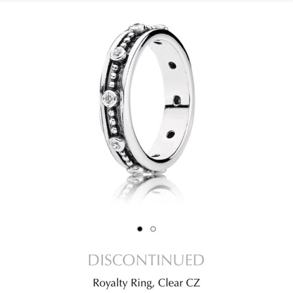 Pandora My Royalty Ring ✨